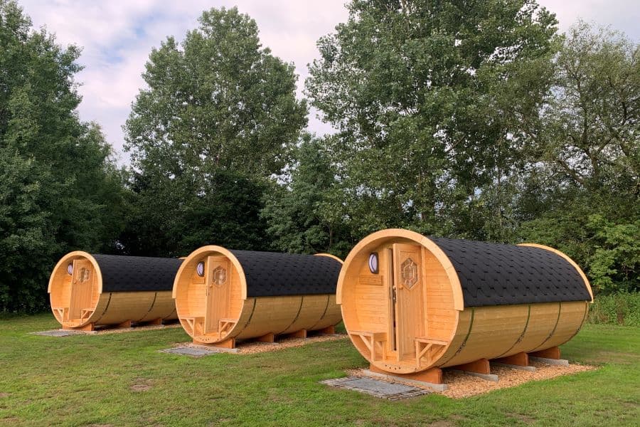 Schlaffässer im Strandbad Flotwedel