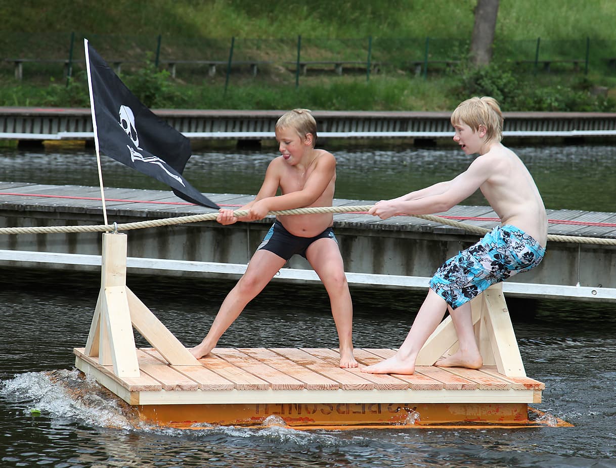 Seilfähre im Strandbad in Dorfmark