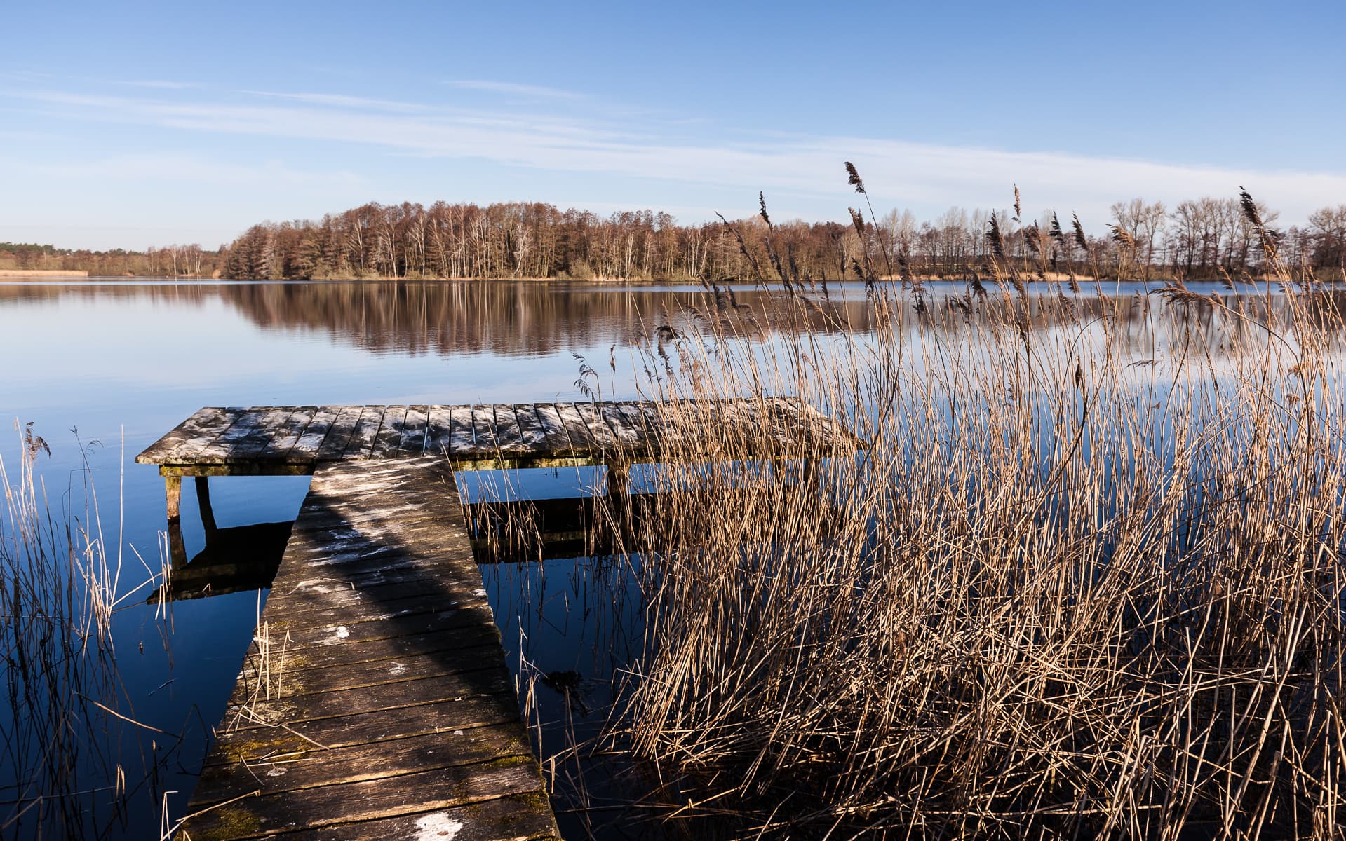 Frostiger Wintertag am sonnigen Jastorfer See