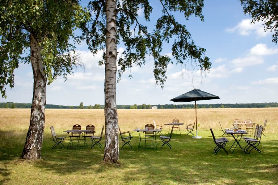 Gartenterrasse NATUROTEL Hotel Camp Reinsehlen Schneverdingen