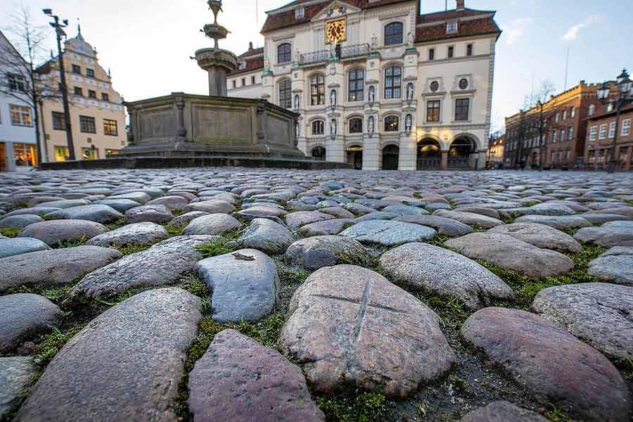 Der Stein markierte den Standort des Prangers