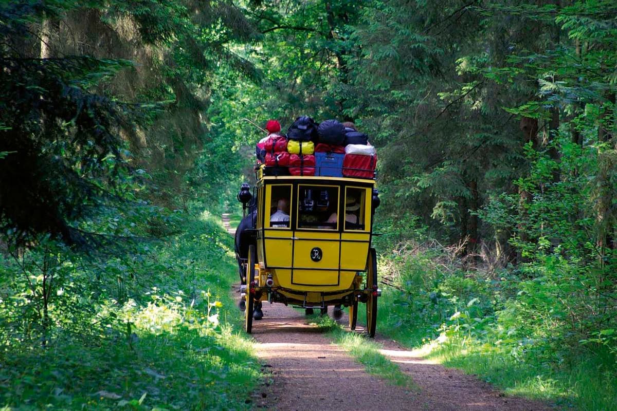 mit viel Gepäck auf Reisen