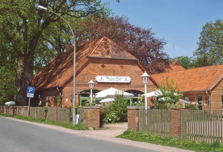 Außenansicht Natendorf: Wiesen-Café 