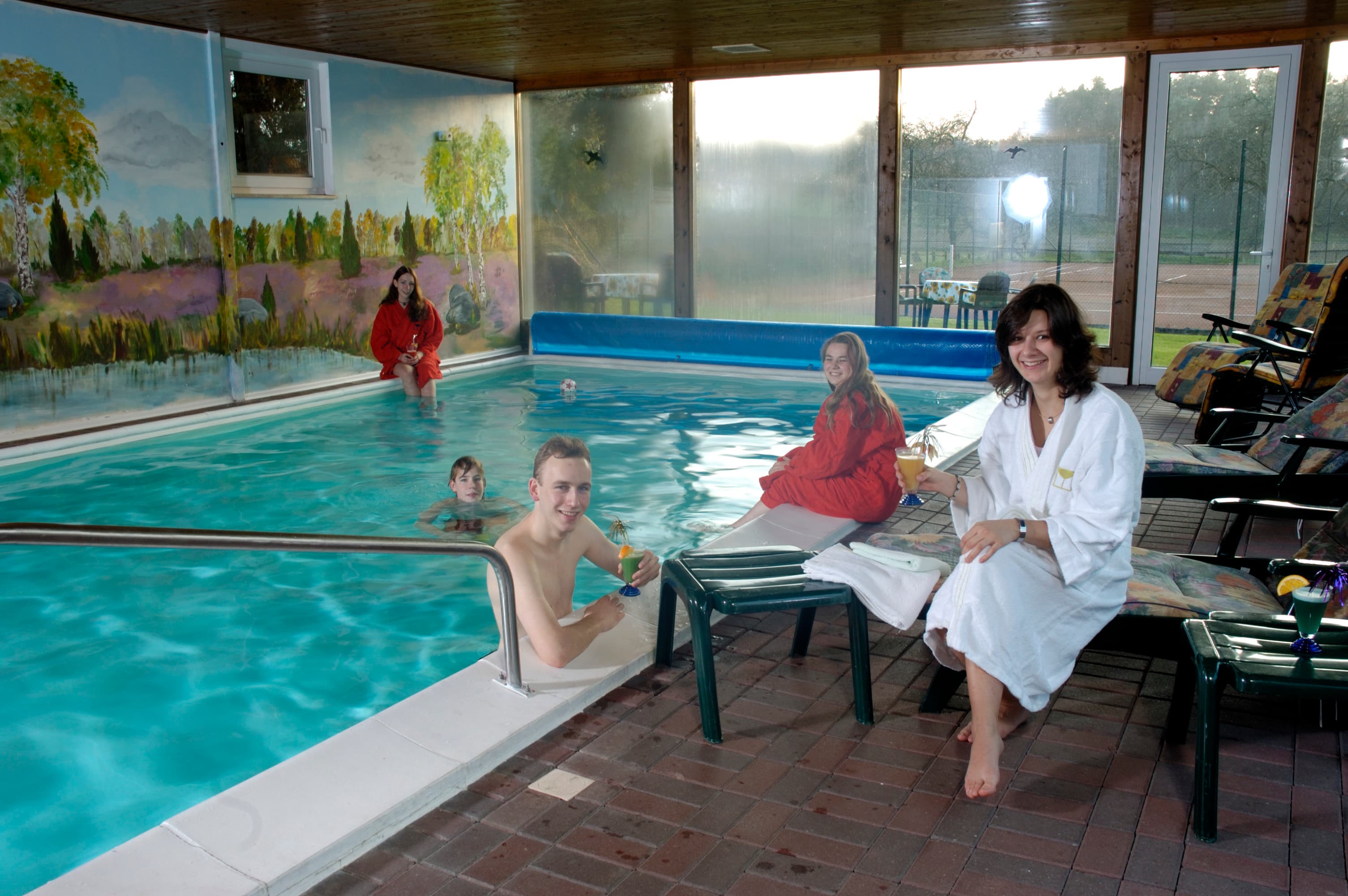 Hallenschwimmbad im Heidegarten Landgasthof Stössel