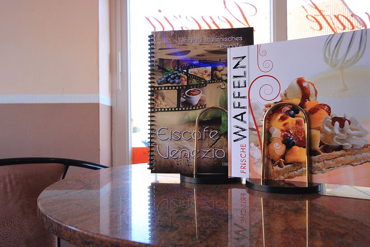 Ansicht Speisekarte Eiscafé Venezia in Hanstedt