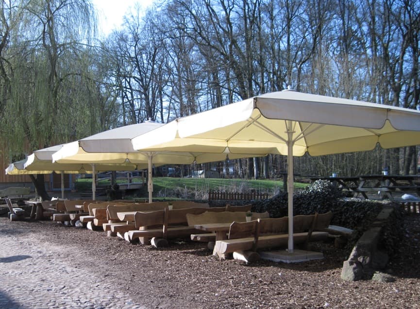 Jesteburg: Dorfkrug am Mühlenteich