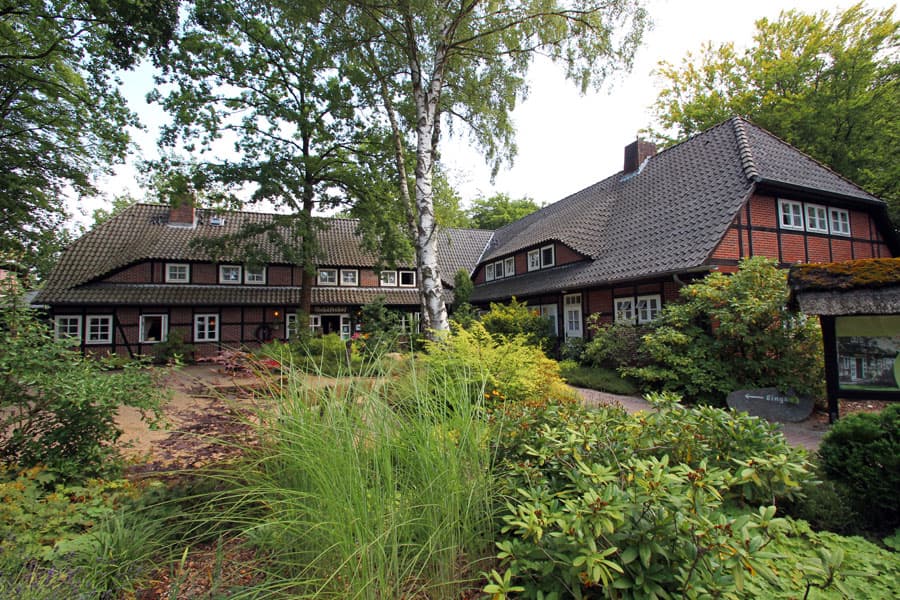 Hofanlage NATUROTEL Hotel Schäferhof Schneverdingen