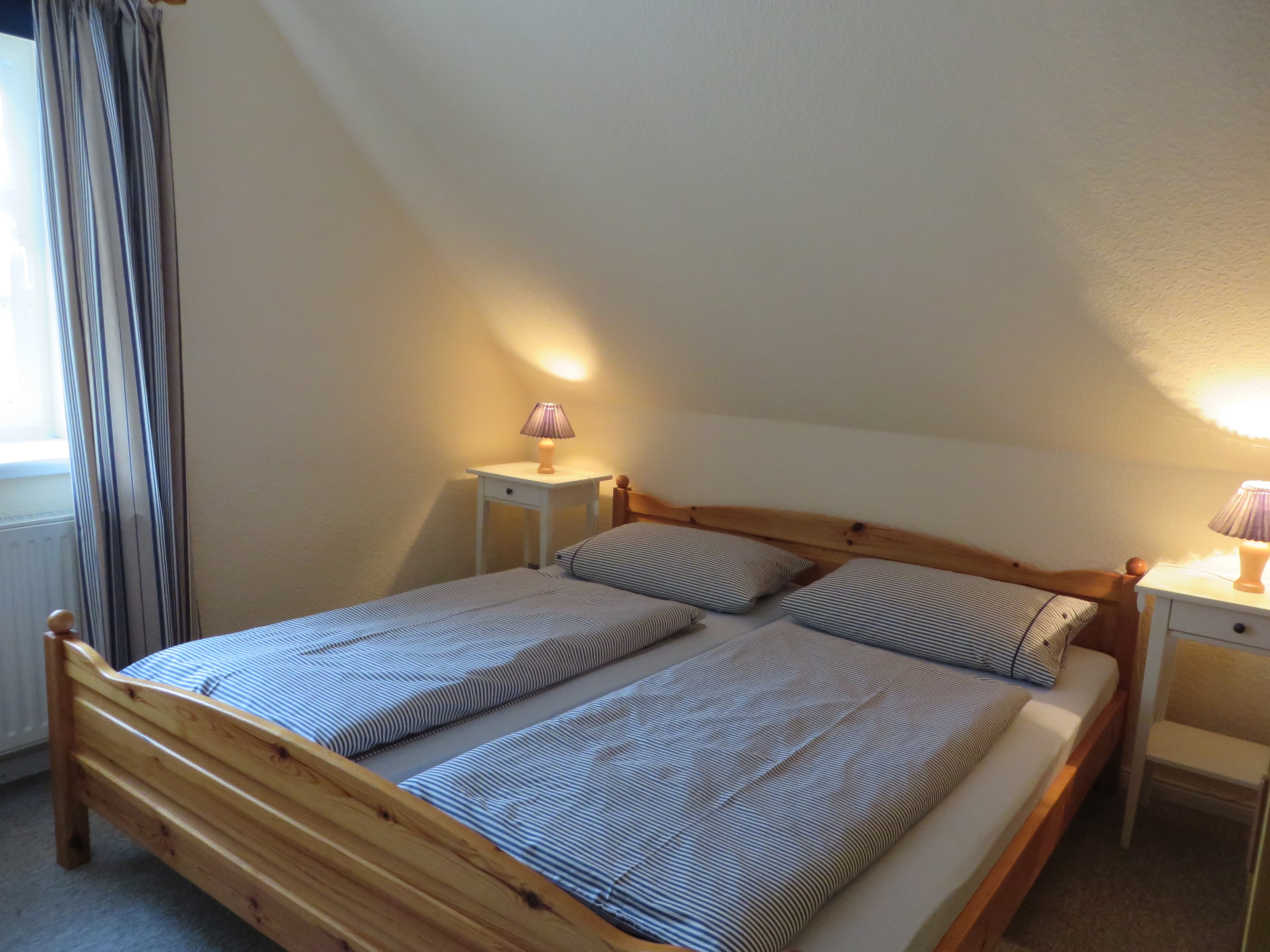 Ferienwohnung Hedder "Löwenzahn" Schlafzimmer