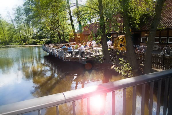 Terrasse am Fluss Wassermühle Heiligenthal