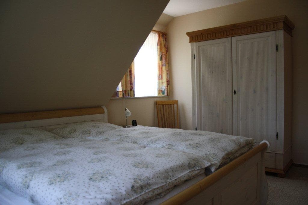 Schlafzimmer in der Ferienwohnung Mehrtens in Bispingen