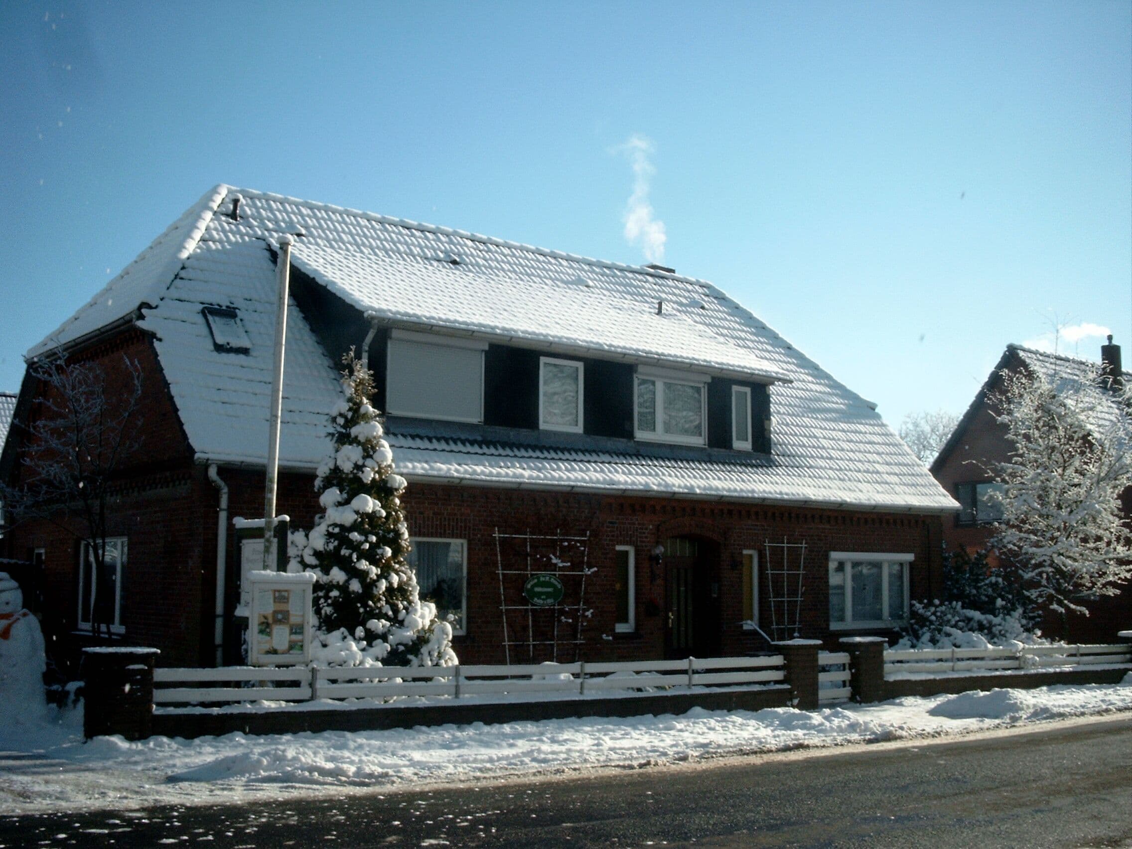 Winteransicht der Pension Benecke in Egestorf