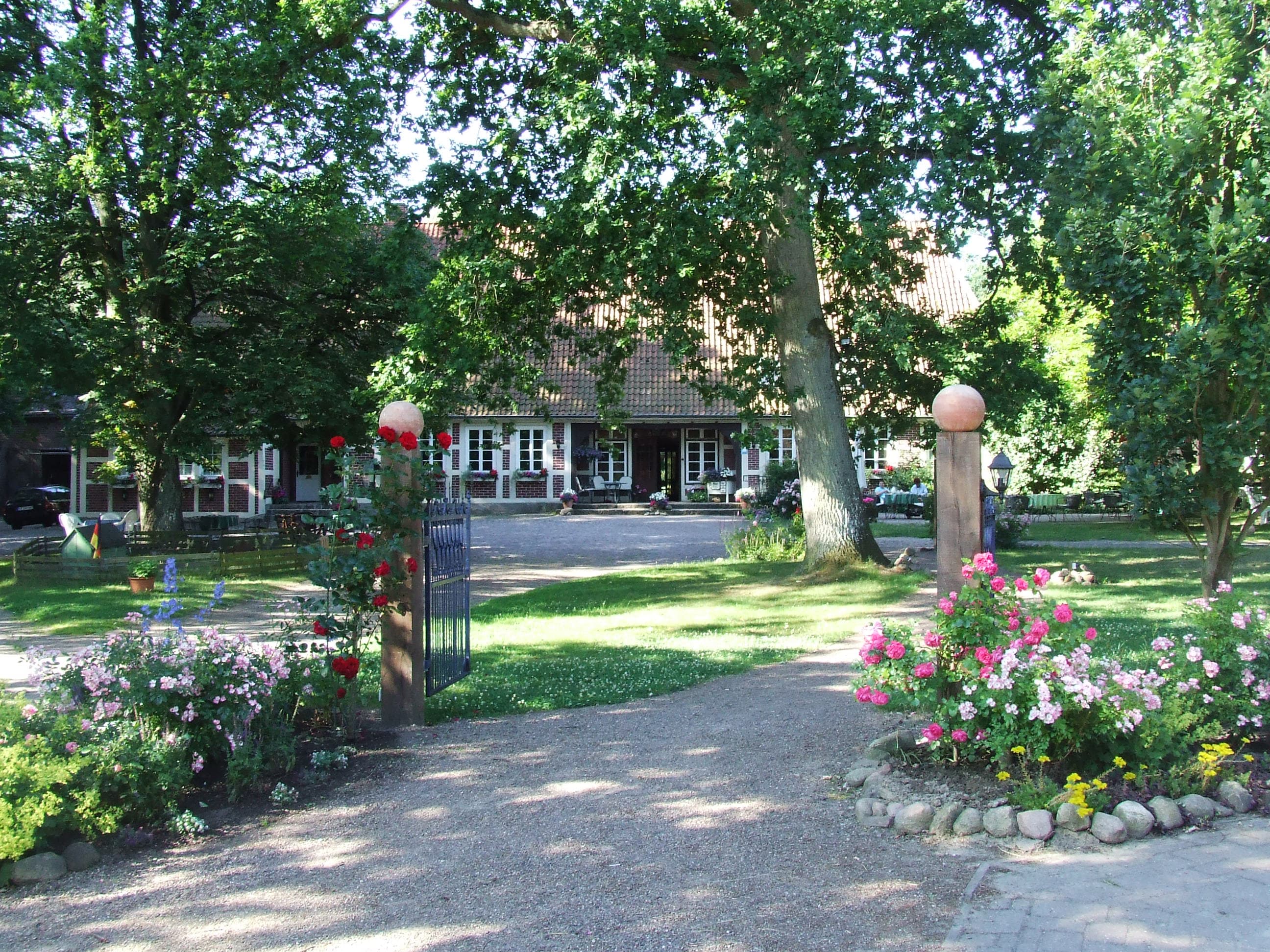 Hotel-Pension-Eichenhof