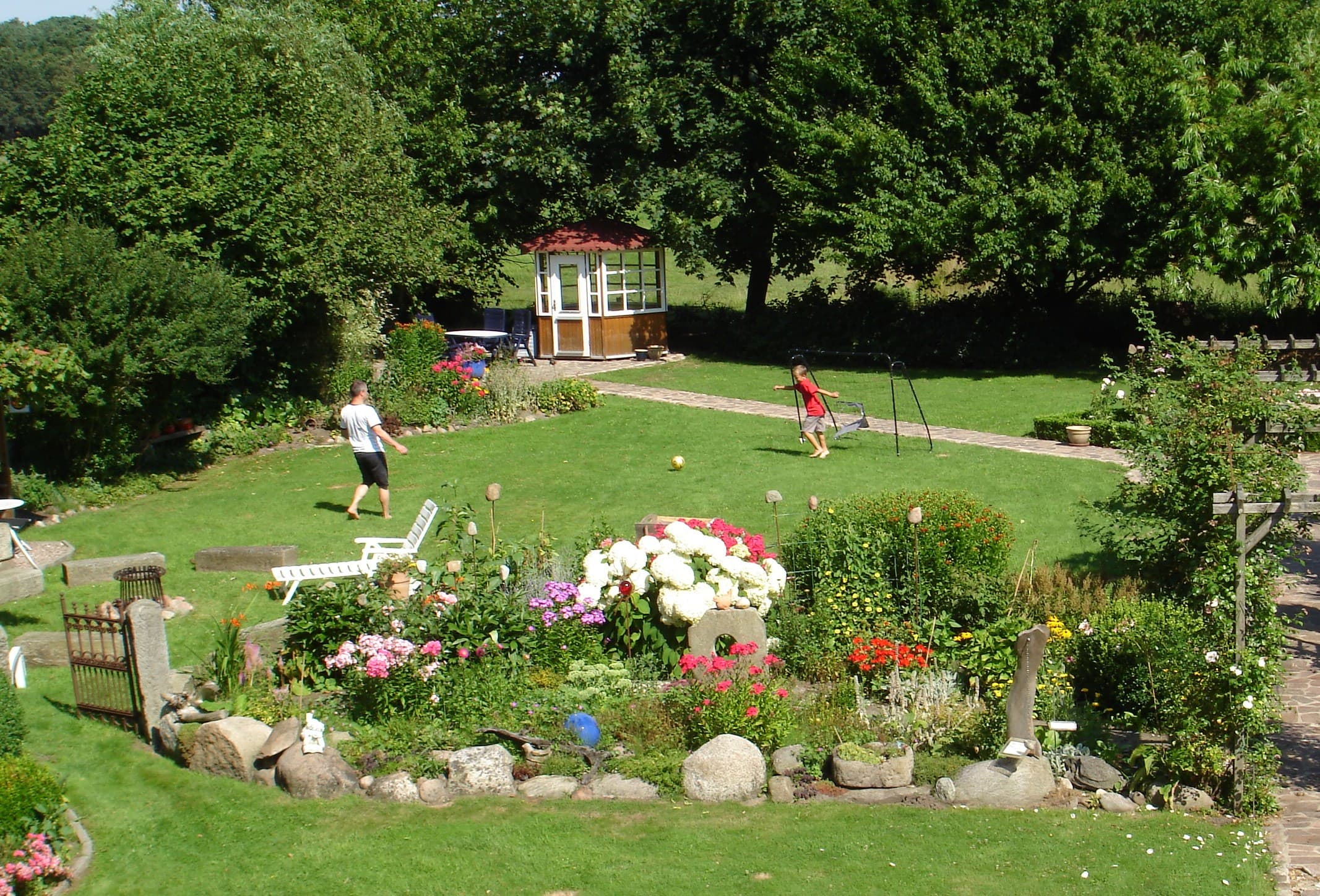 Garten Ferienwohnung Familie Meinheit