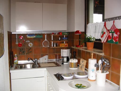 Küche in der Ferienwohnung Carstens in dem Landhaus Lüneburger Heide in Neuenkirchen