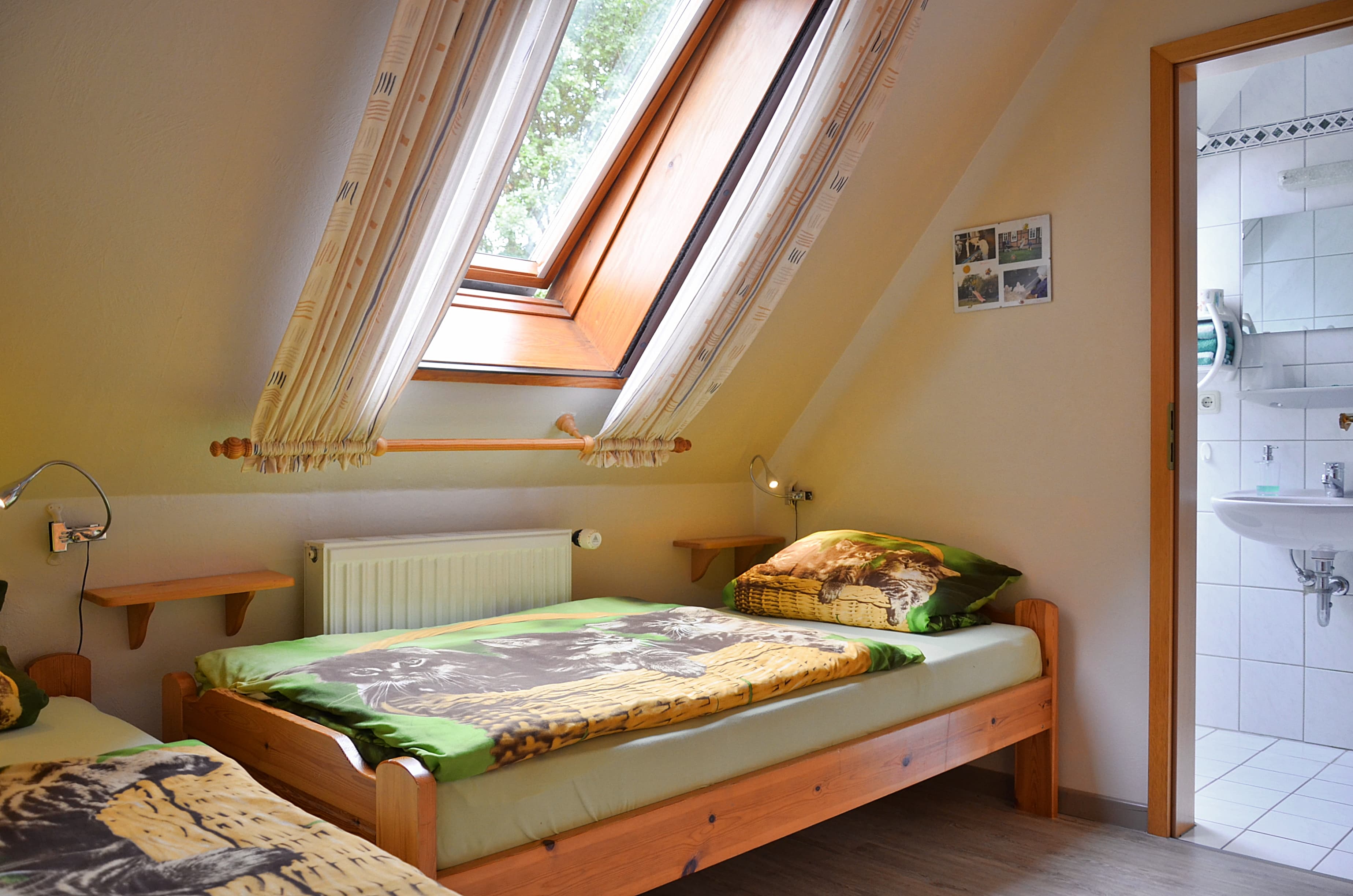 Schlafzimmer auf dem Ferienhof Fegebank in Grethem