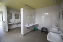 Unsere Sanitäranlagen bieten ausreichenden Platz für die tägliche Hygiene