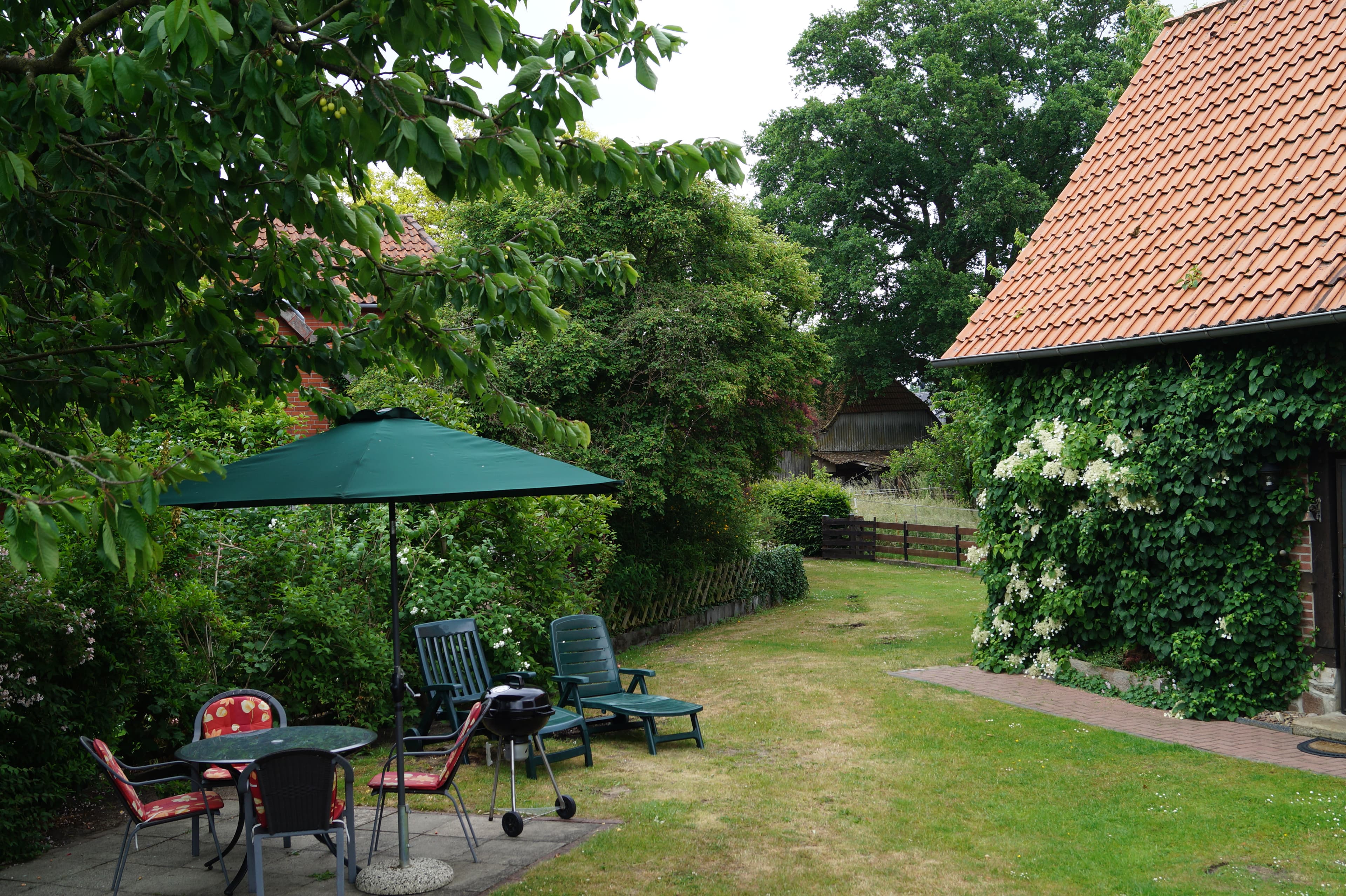 Terrasse mit Grill Ferienhaus Altes Backhaus