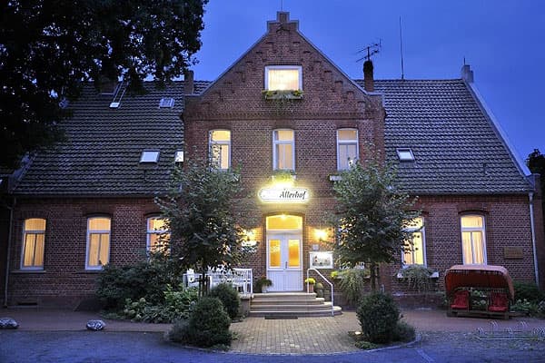 Hotel Allerhof Außenansicht 