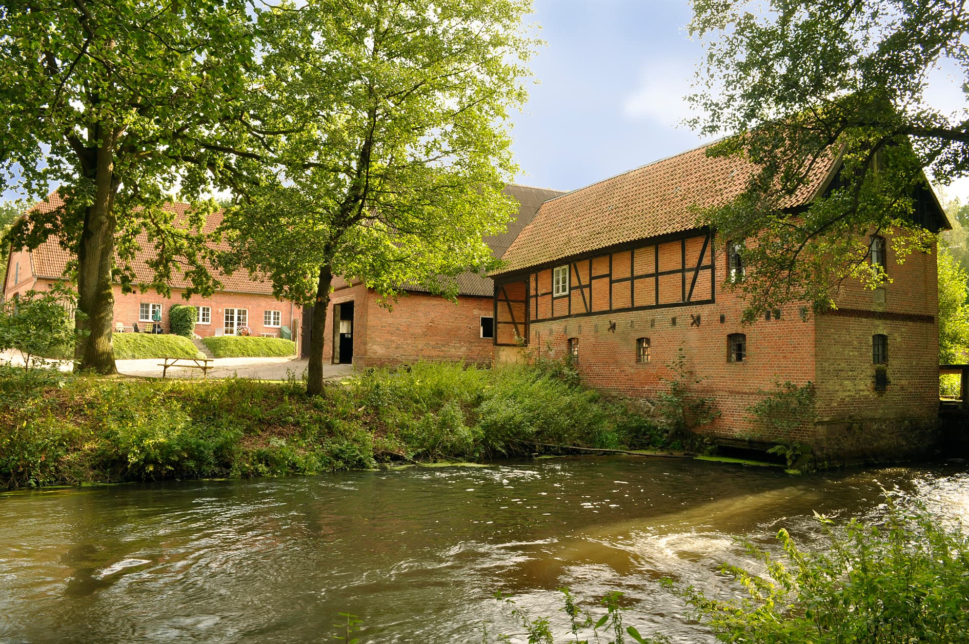 Seitenansicht Mühlenhof Wohlenbüttel 