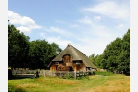 Heidschnuckenstall in Wilsede beim Landhotel Hotel Undeloher Hof