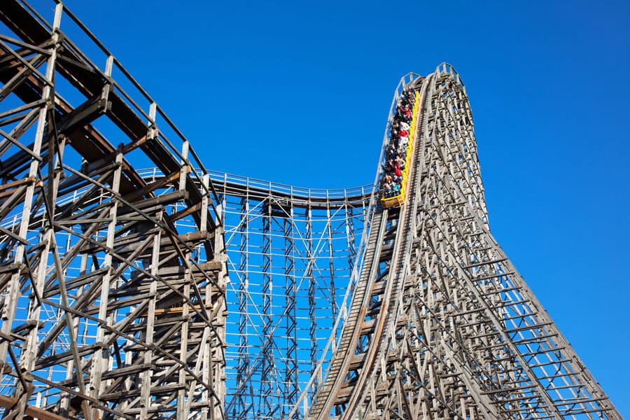 Die Holzachterbahn Colossos im Heide Park ist die bekannteste Achterbahn