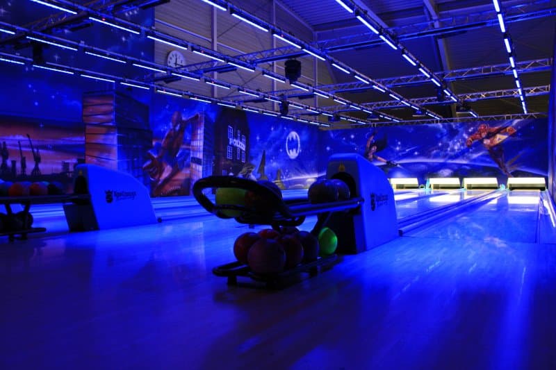 Bowlingbahn Shape Sport & Golf Hotel