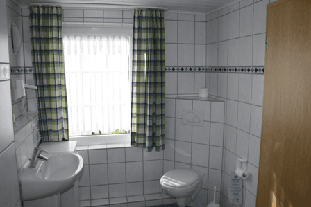 Badezimmer Doppelzimmer Gasthaus & Pension HEIDEHOF