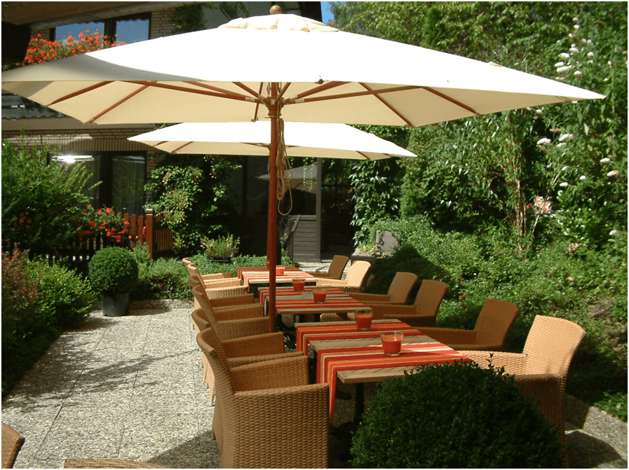 Gartenterrasse Kur- und Kneipp Hotel-Pension Zum Goldenen Hirsch