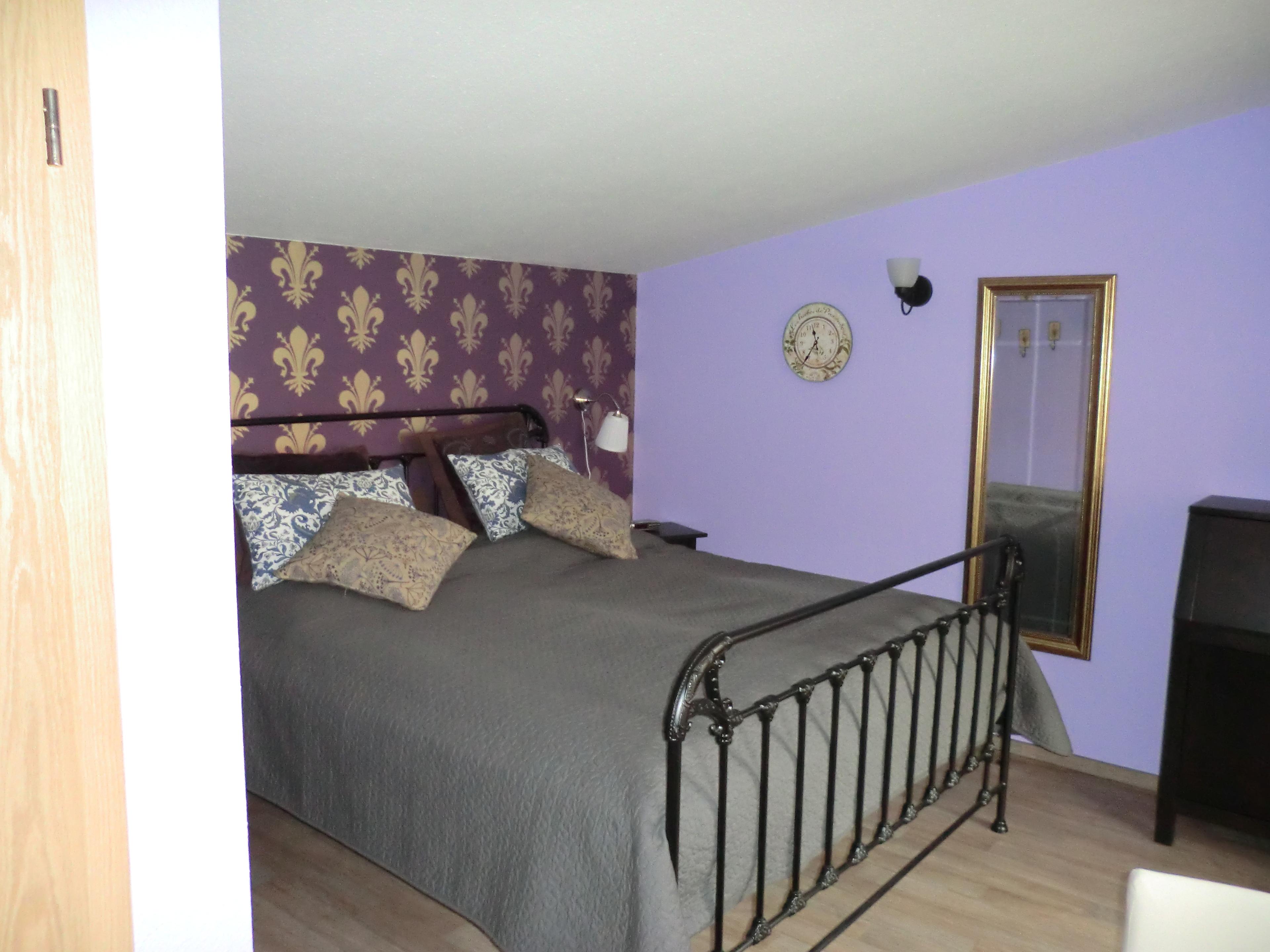 Lavendel Zimmer mit Terrasse the cosy home  -Gästezimmer-