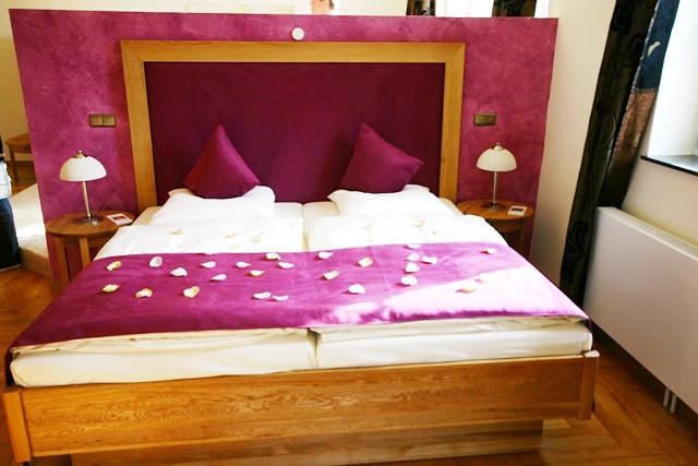 Schlafbereich Luxuriöse Heide-Wellness-Suite in Salzhausen