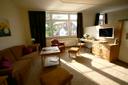 Wohnbereich Luxuriöse Heide-Wellness-Suite in Salzhausen
