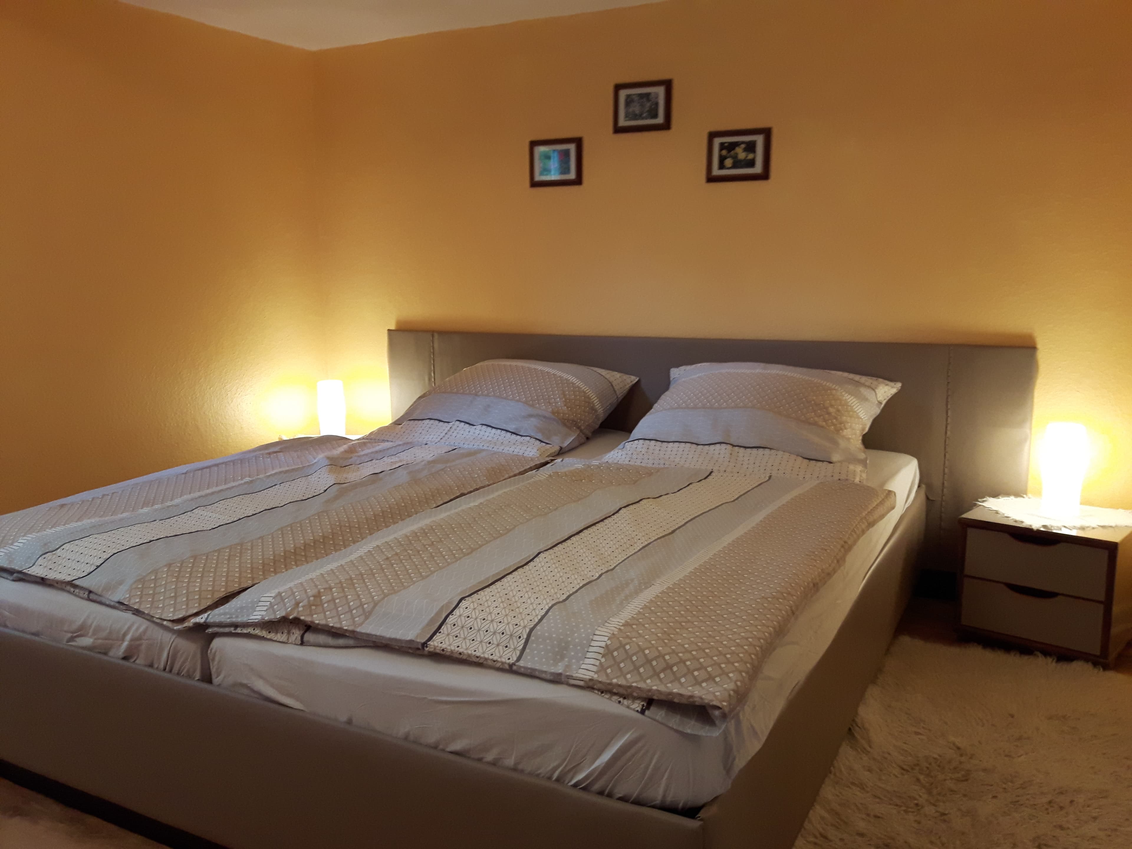 Schlafzimmer in der Ferienwohnung Unter den Eichen in Amelinghausen