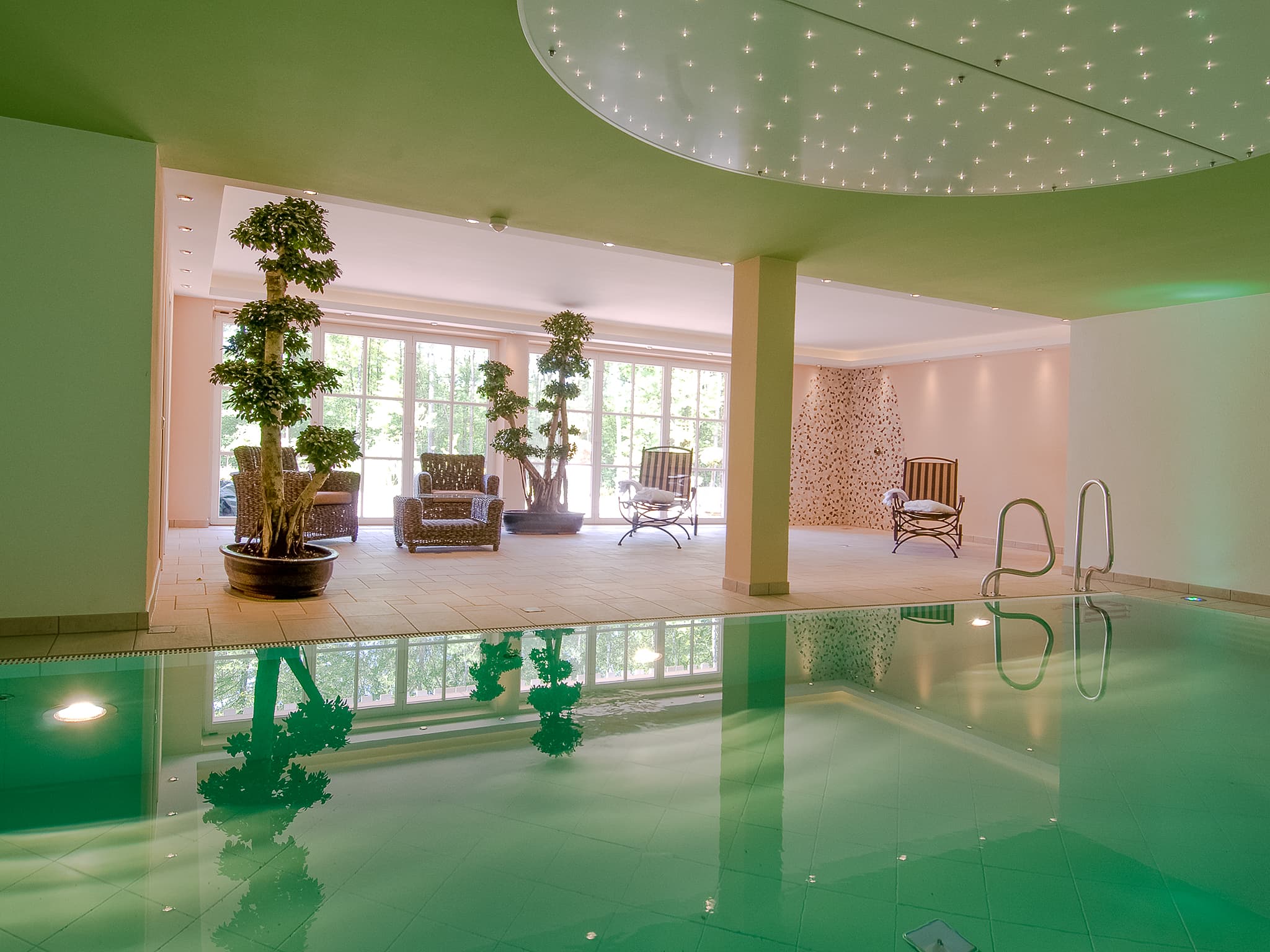 Schwimmbad in dem Amethyst Hotel in Lüneburg