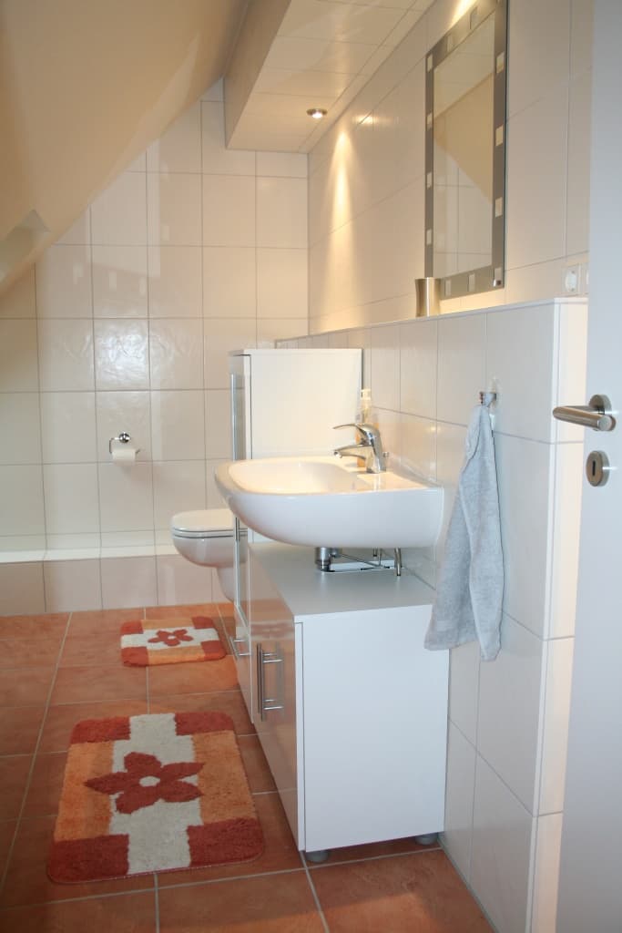 Badezimmer in der kleinen Ferienwohnung der Villa zum Wuestenschiff in Handeloh