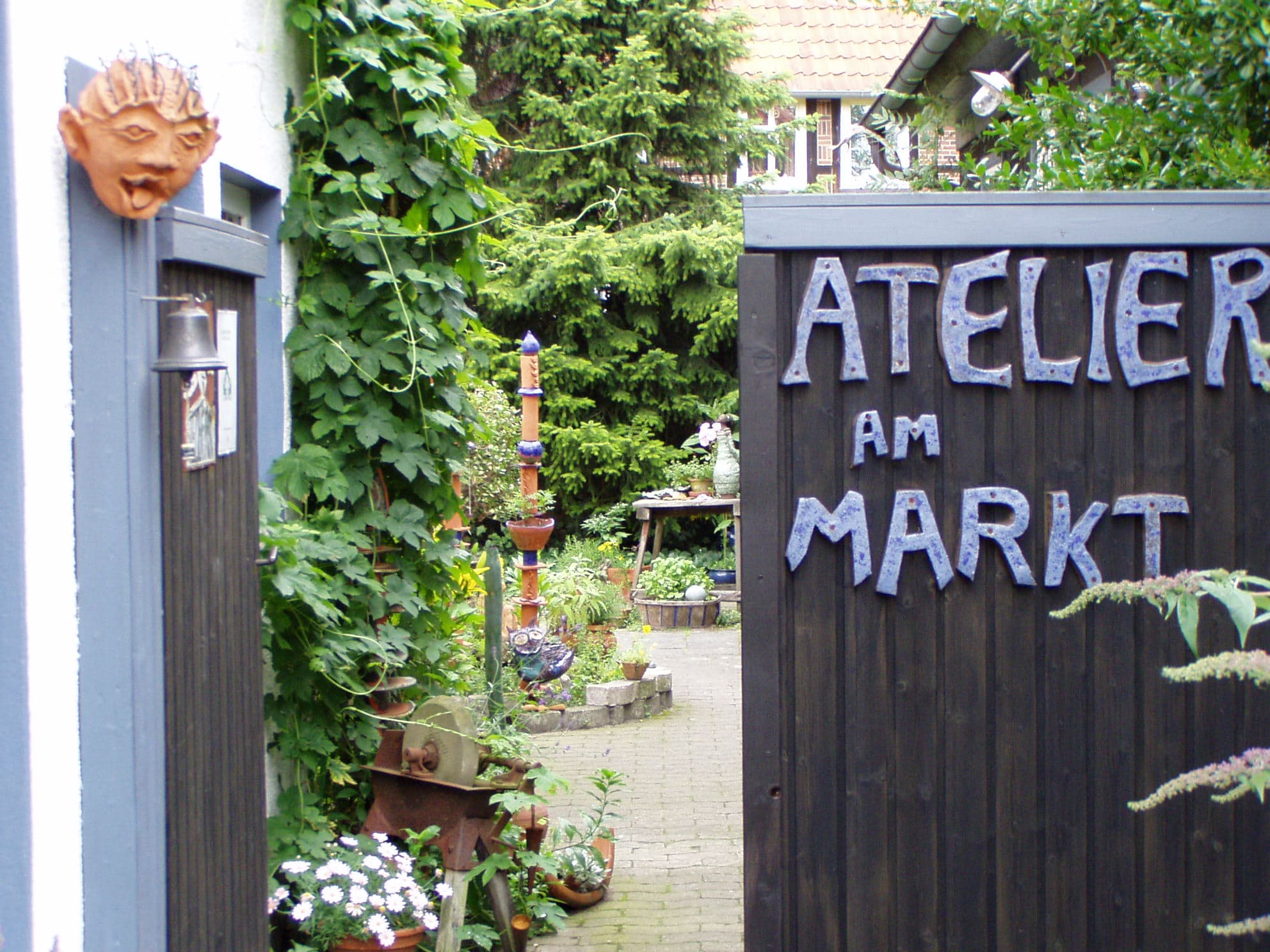 Eingang zum Hof Atelier am Markt