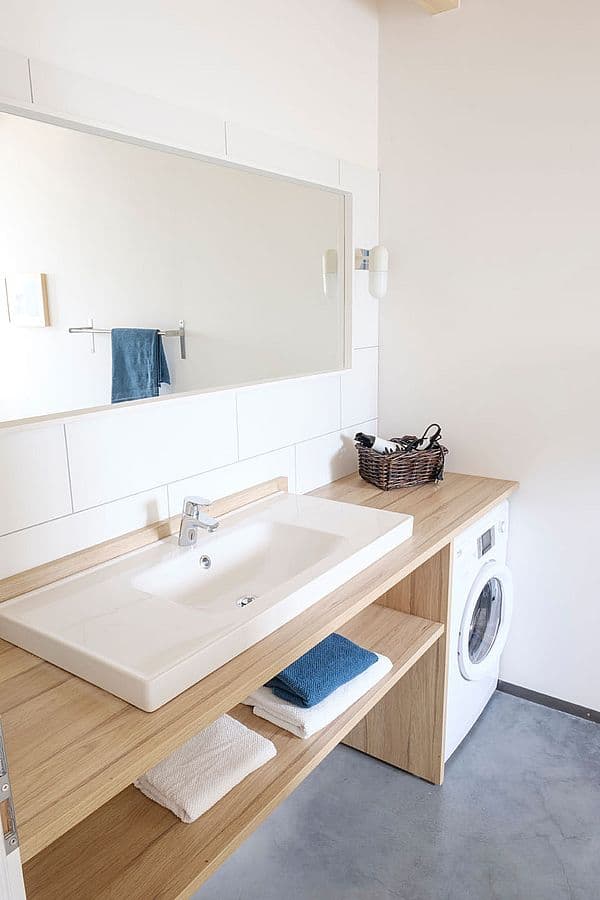 Ferienwohnung Landlust, Bad mit Waschtisch