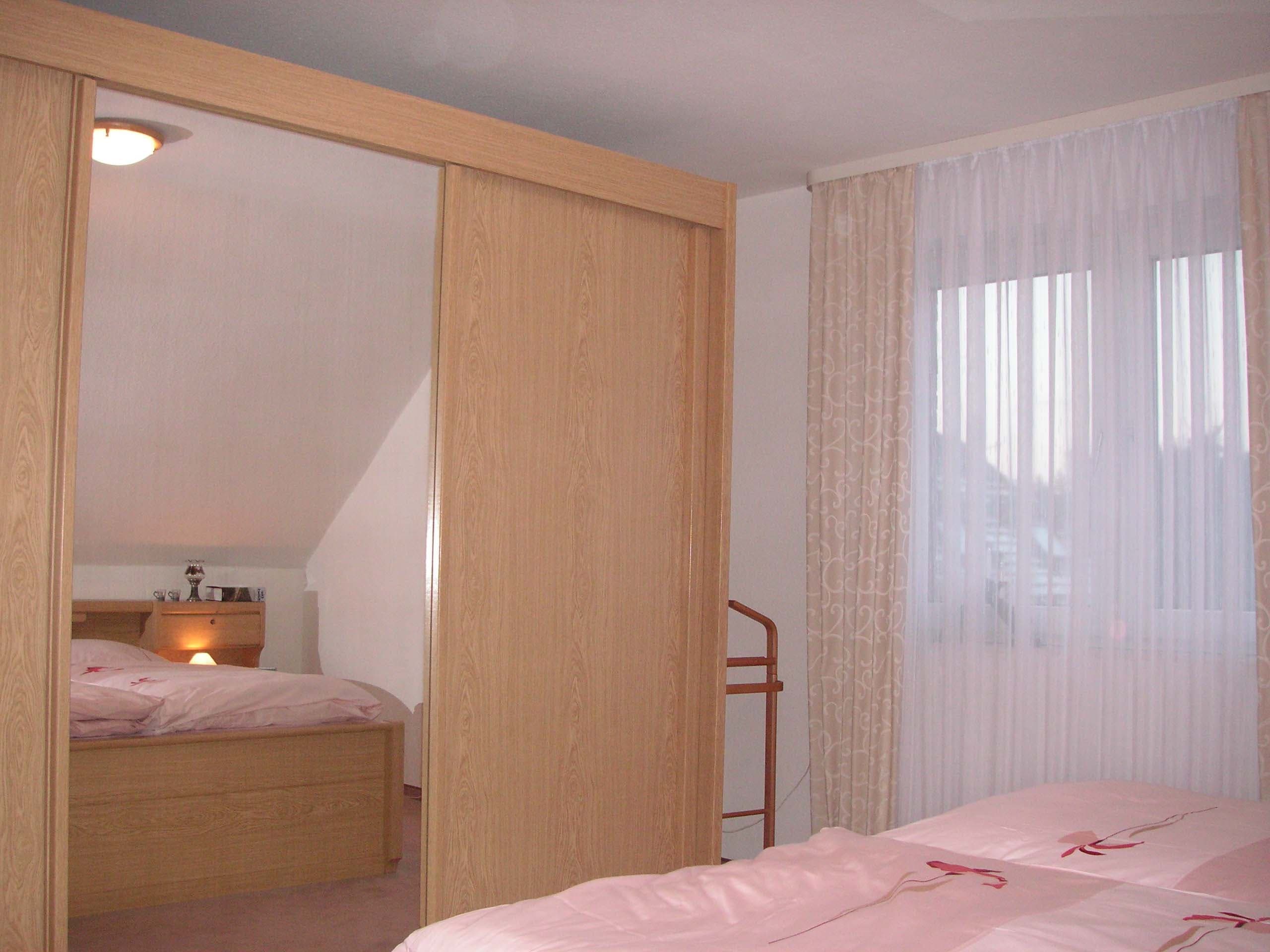 erstes Schlafzimmer in der Ferienwohnung Beroma