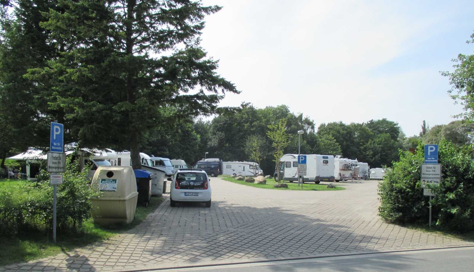 69 Plätze auf dem Wohnmobilstellplatz Lüneburg