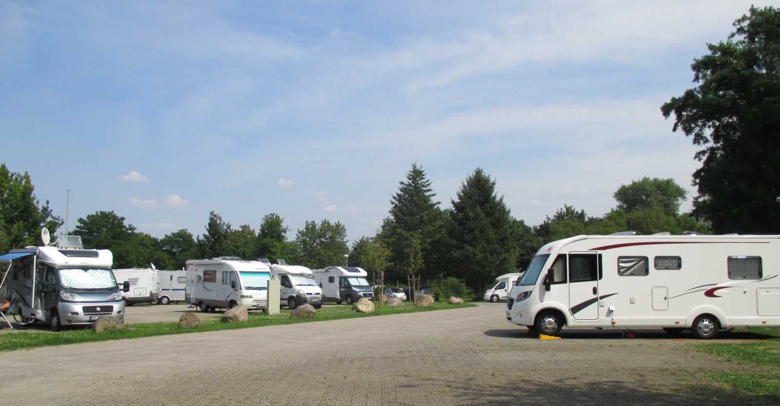 Stellplätze Wohnmobilstellplatz "Sülzwiesen" in Lüneburg