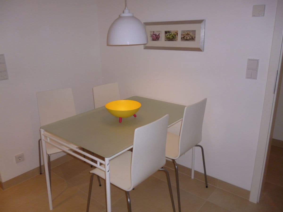 Der Essbereich in der Ferienwohnung Hamburg Rosengarten
