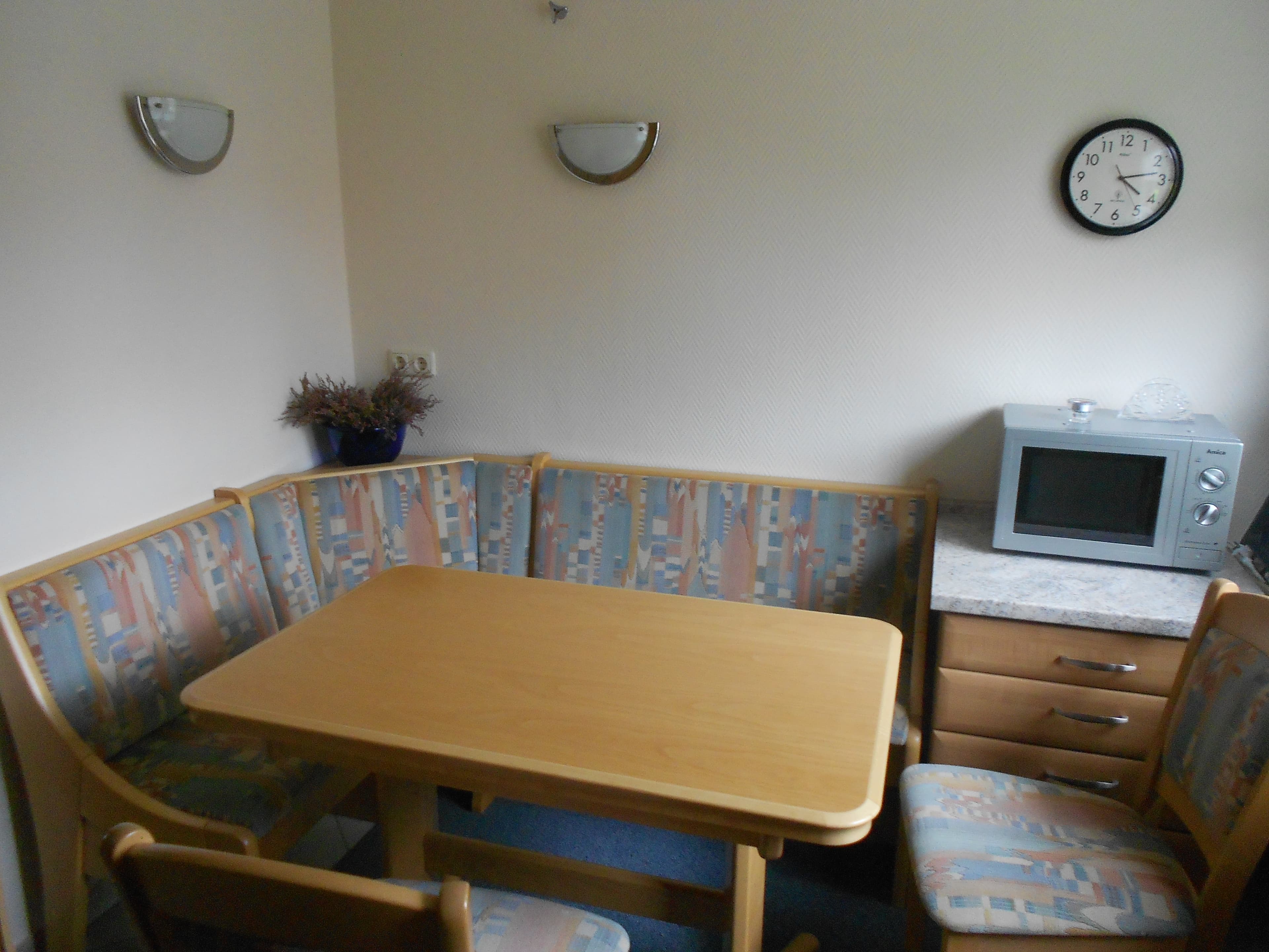 Sitzecke in der Küche der Ferienwohnung Marietta in Bispingen