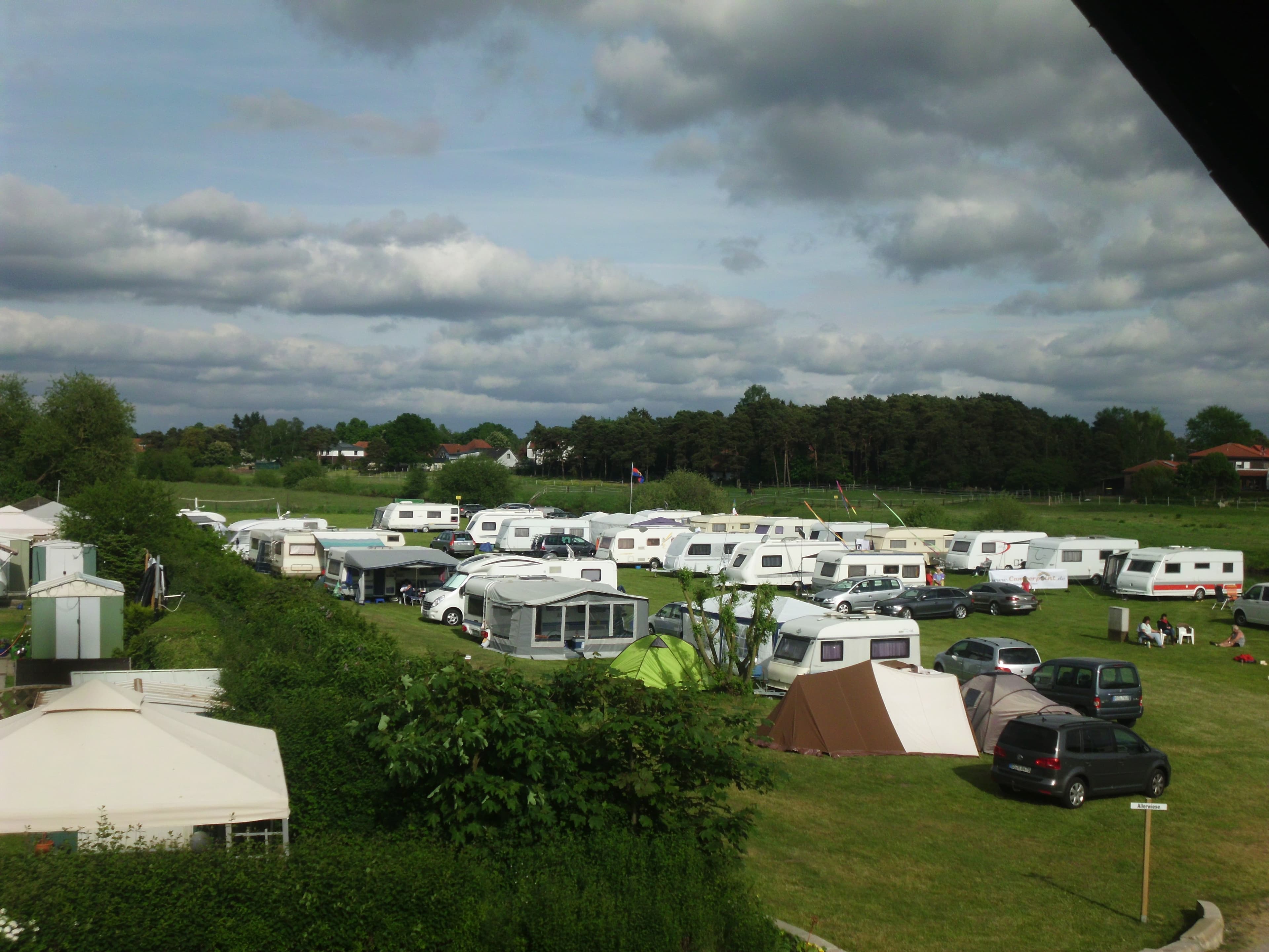 Stellplätze auf den Allerwiesen Campingplatz Winsen