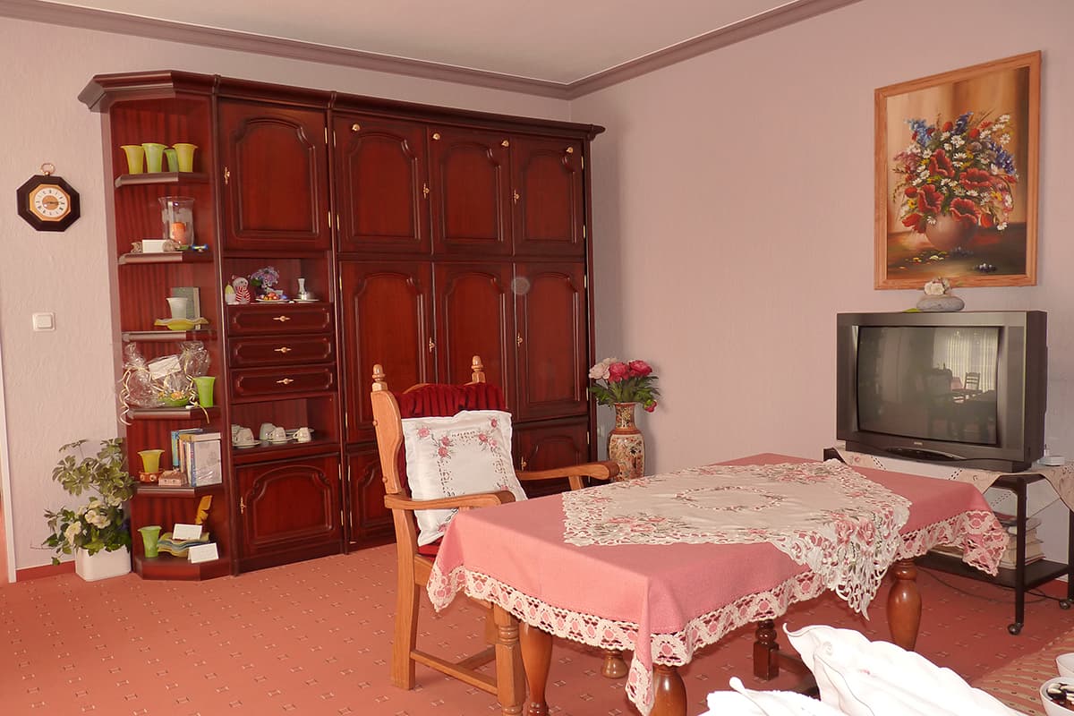 Ferienwohnungen Pension Lindhofer