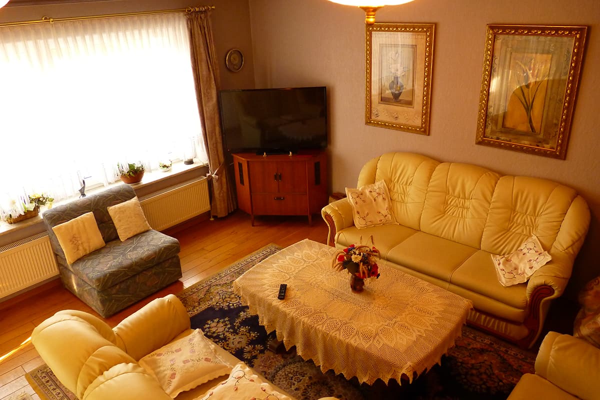 Ferienwohnungen Pension Lindhofer
