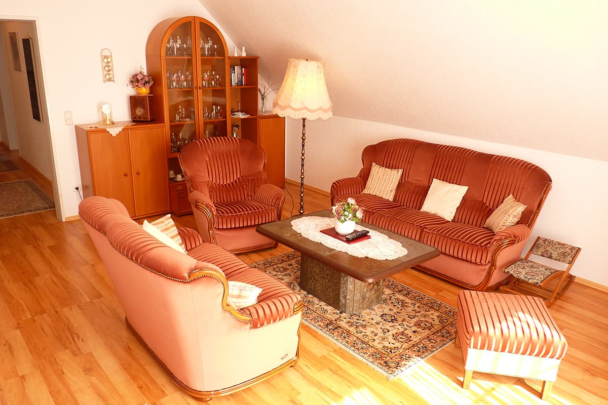 Ferienwohnungen Pension Lindhofer