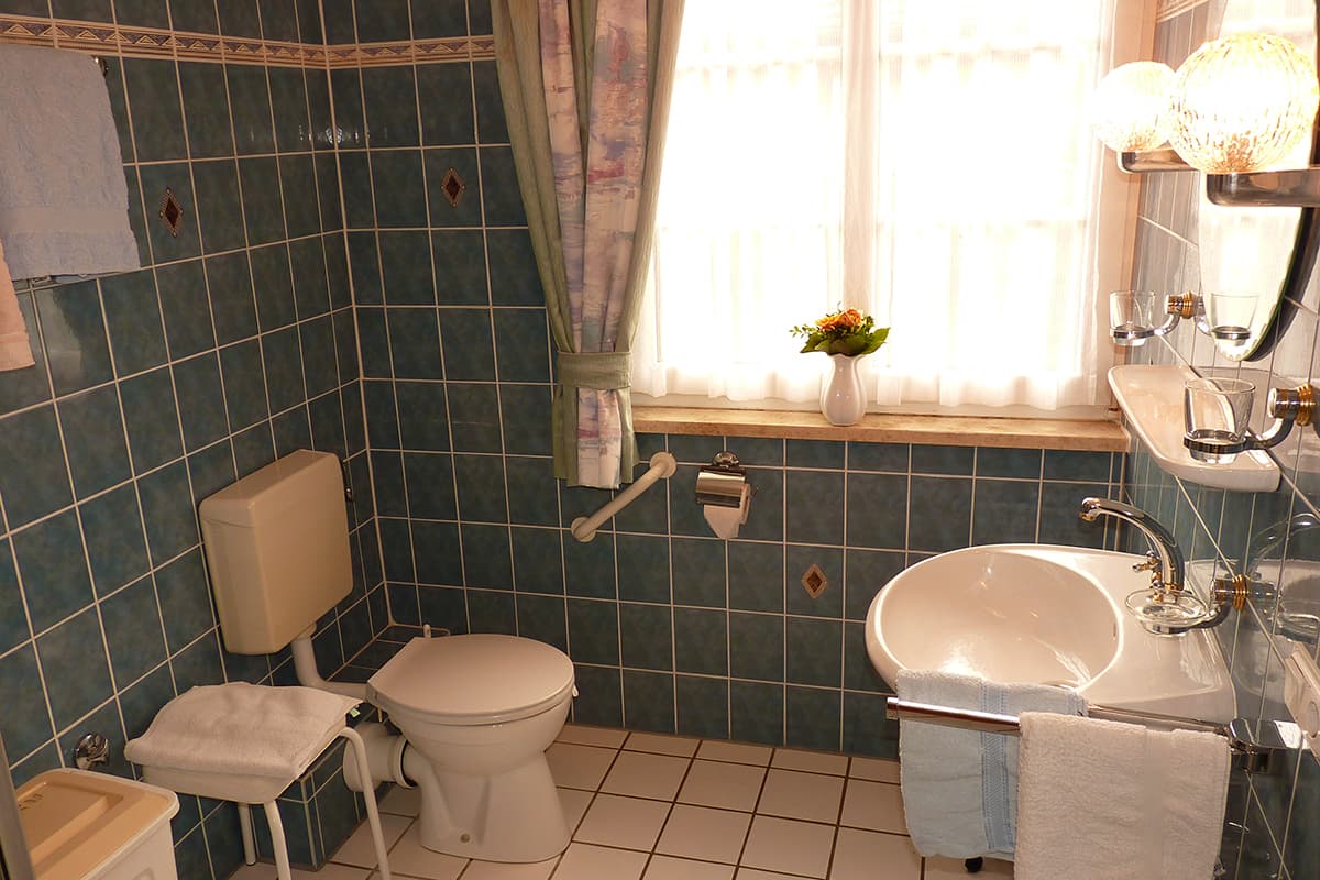 Ferienwohnungen Pension Lindhofer