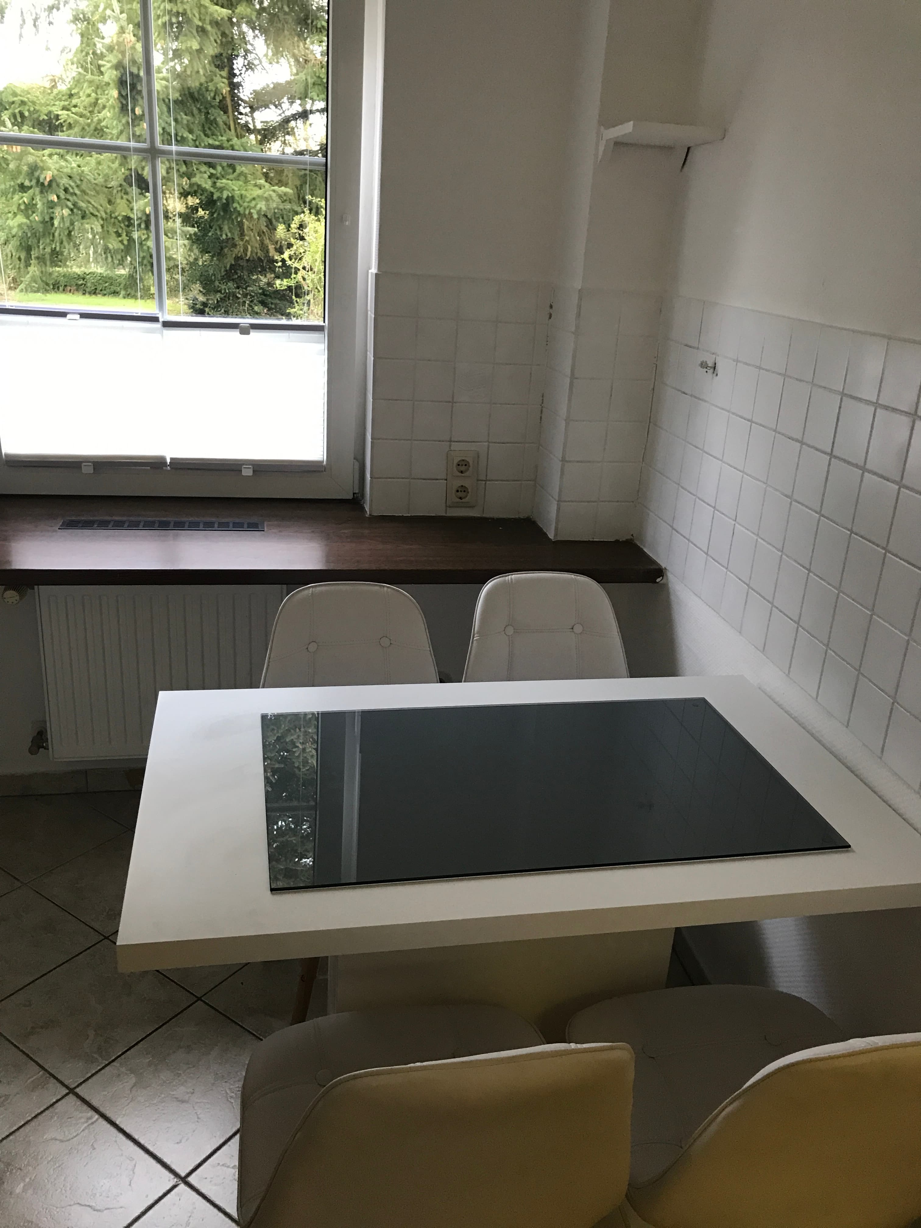 Direkt neben der Küche, abgetrennt vom Wohnbereich in der Ferienwohnung Josef in Bispingen