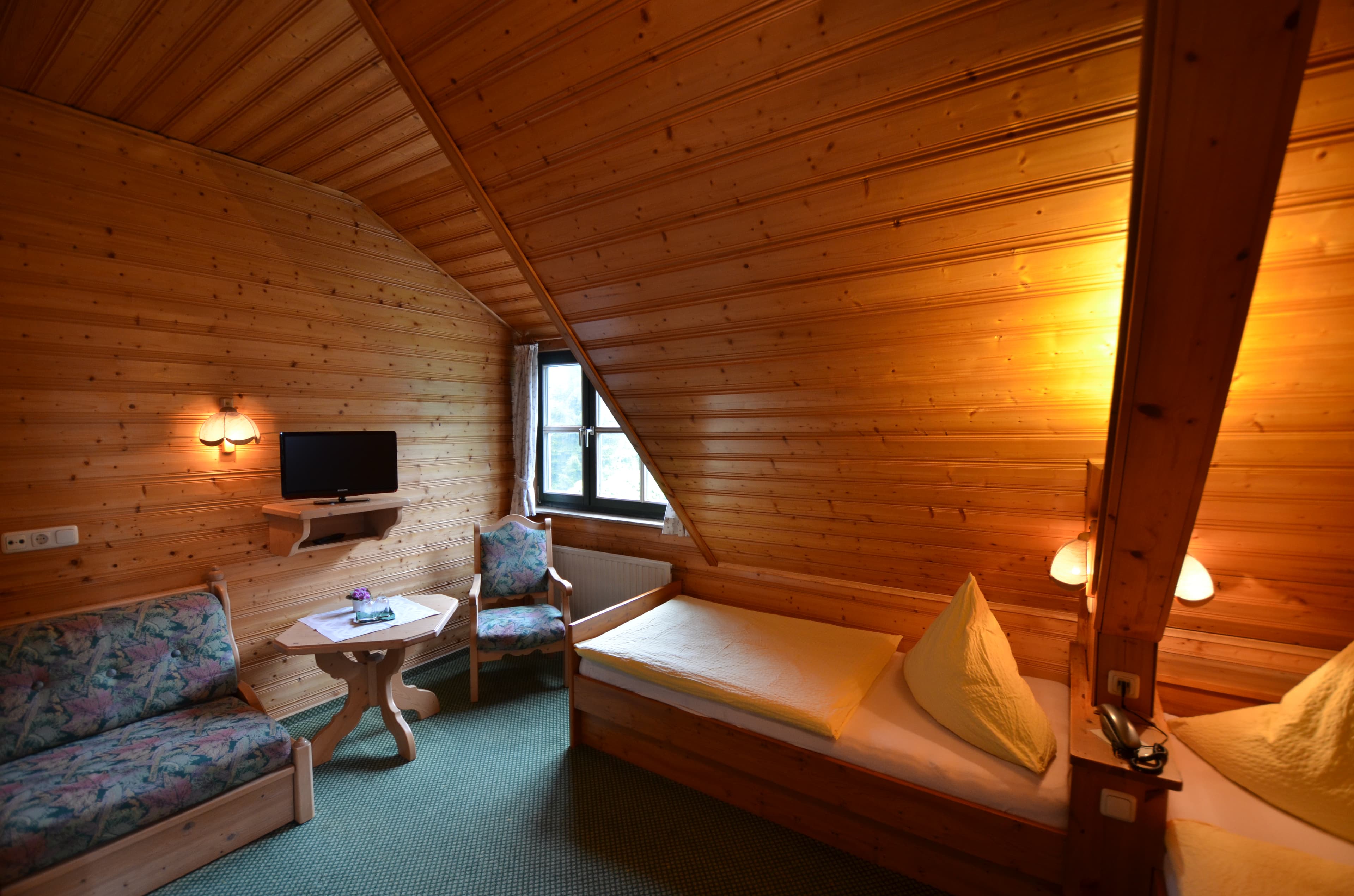 gemütliche Zweibettzimmer