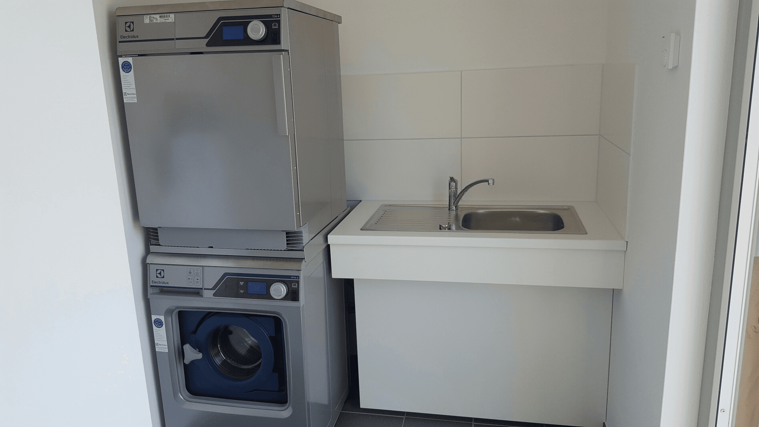 Wohnmobilstellplatz Celle am Celler Badeland