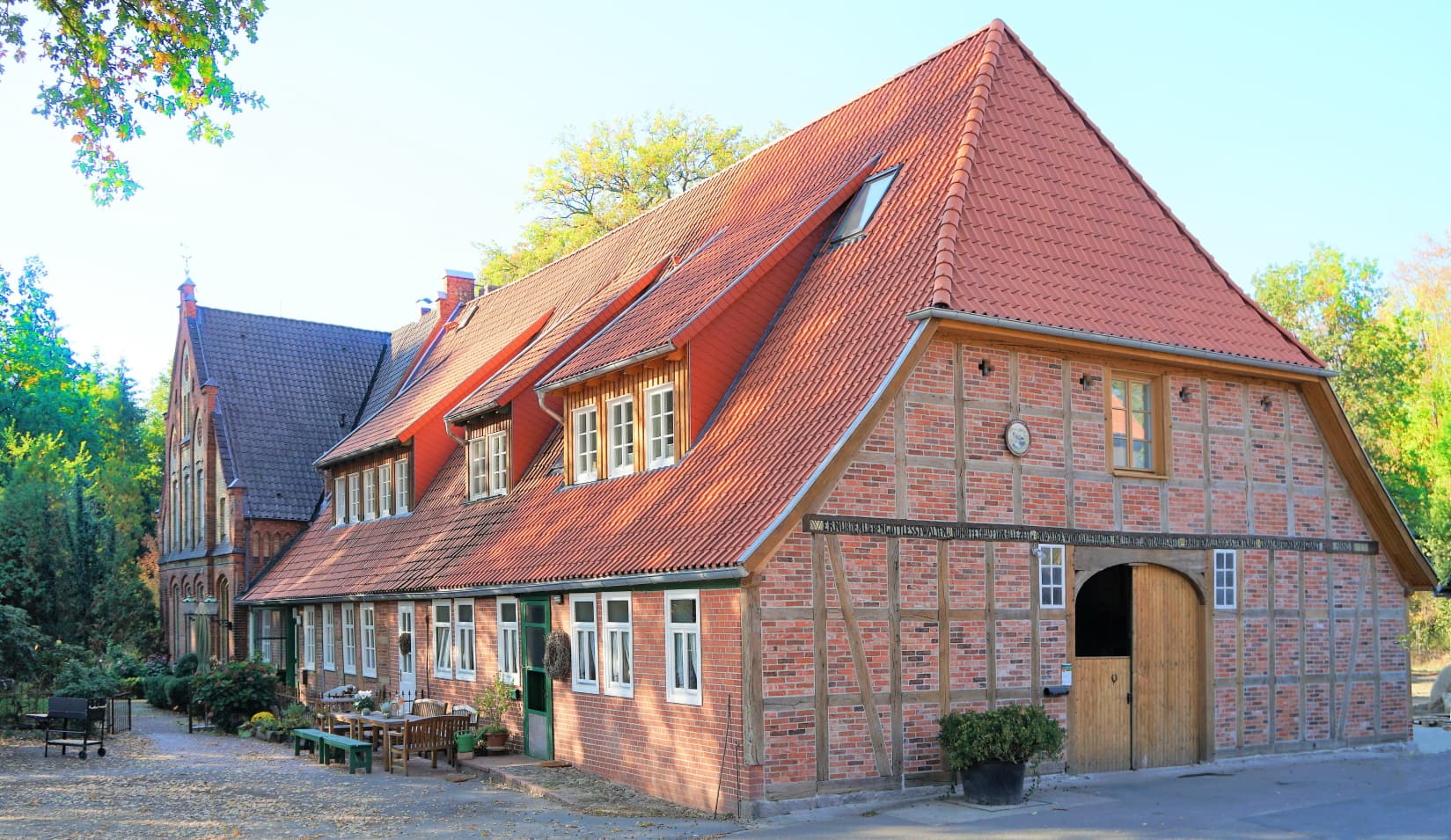 Giebelfront der Niedersachsenhallenhaus von Anno 1706.